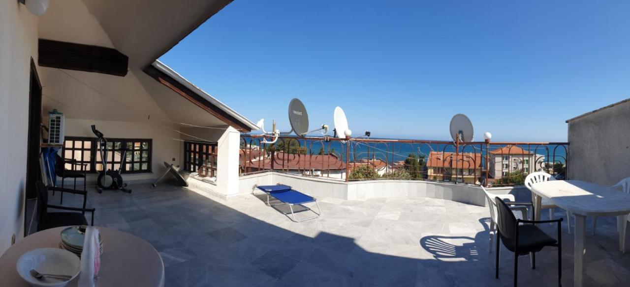 Lazur Hotel Ravda Exterior photo